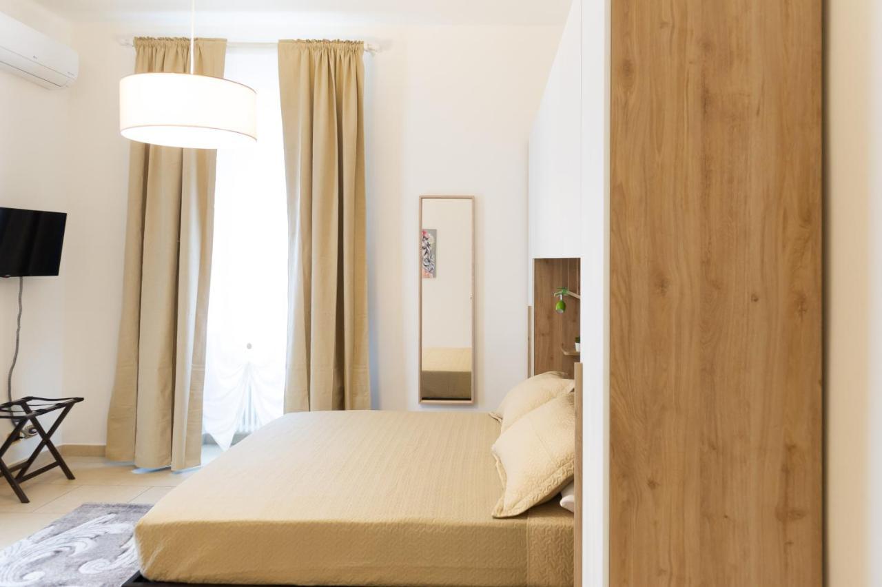 Internotre Luxury Apartment Бари Екстериор снимка