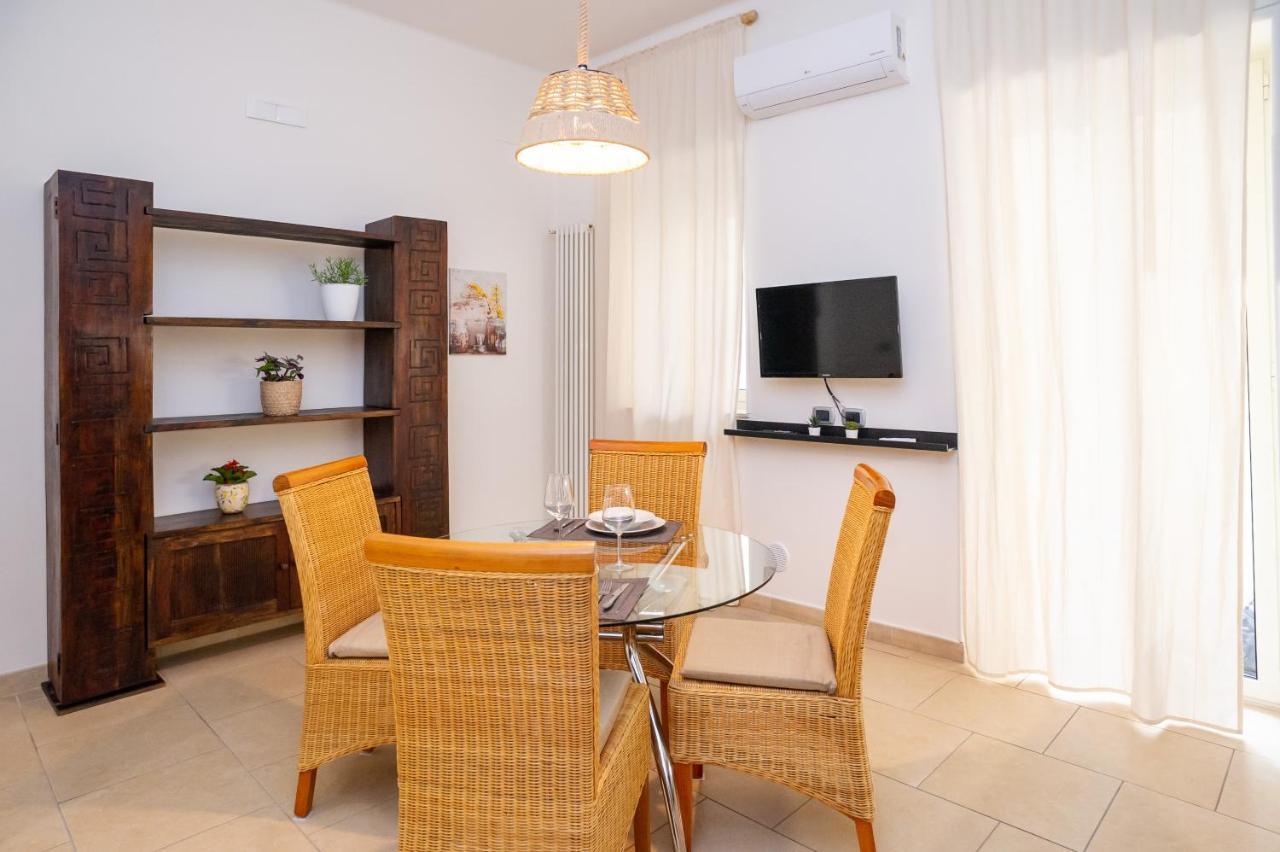 Internotre Luxury Apartment Бари Екстериор снимка